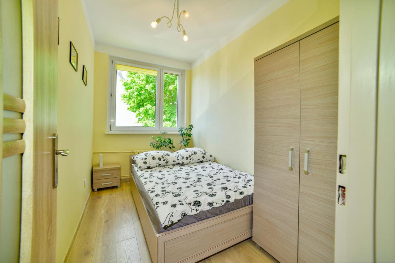 Apartament U Ewy W Kolobrzegu Podczele - 2 Sypialnie 50M2, Wifi I Darmowy Parking! Dış mekan fotoğraf