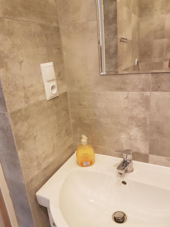 Apartament U Ewy W Kolobrzegu Podczele - 2 Sypialnie 50M2, Wifi I Darmowy Parking! Dış mekan fotoğraf